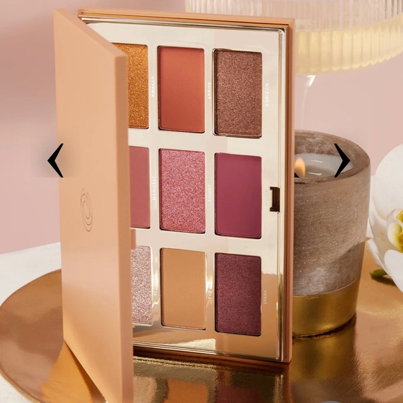 Complex Culture Future’s So Bright Eyeshadow Palette NWT - Picture 5 of 10